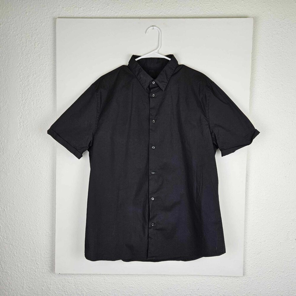 H&M Black Button-Down Shirt – Size Large
